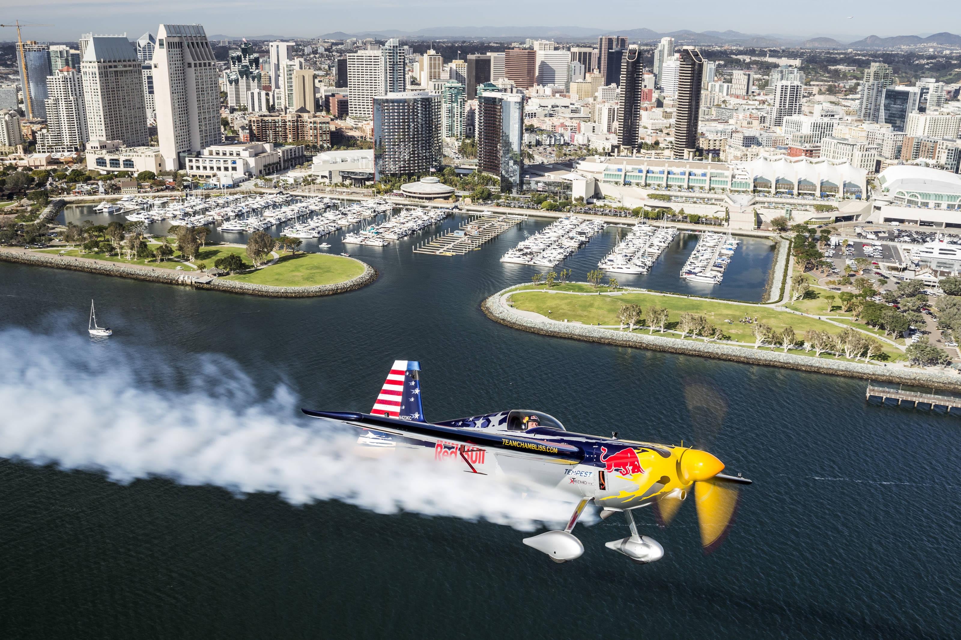 red-bull-air-race-makes-return-to-san-diego-video